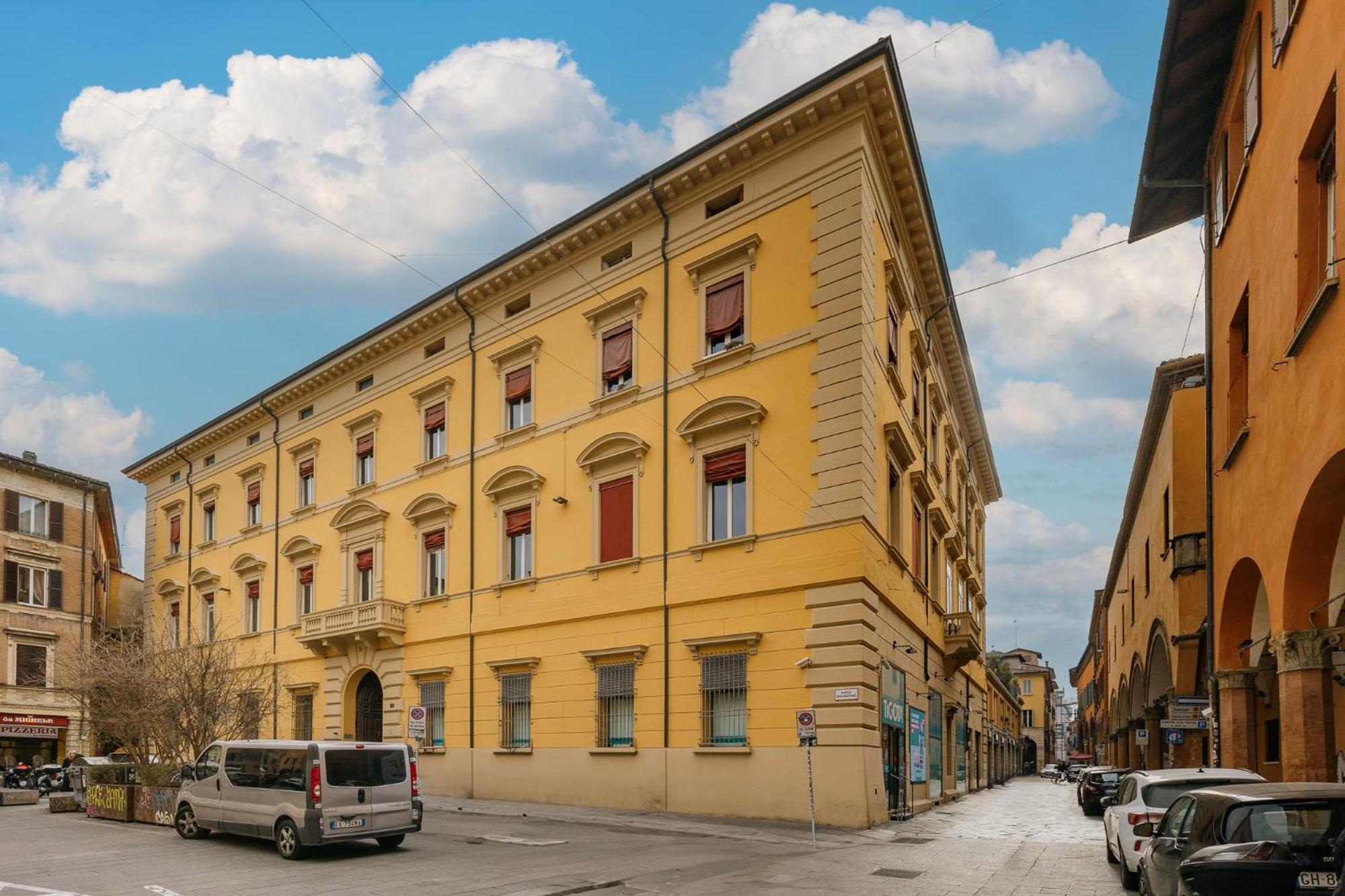 San Martino - Luxury Apartments By Design Club Collection Bologna Exterior photo
